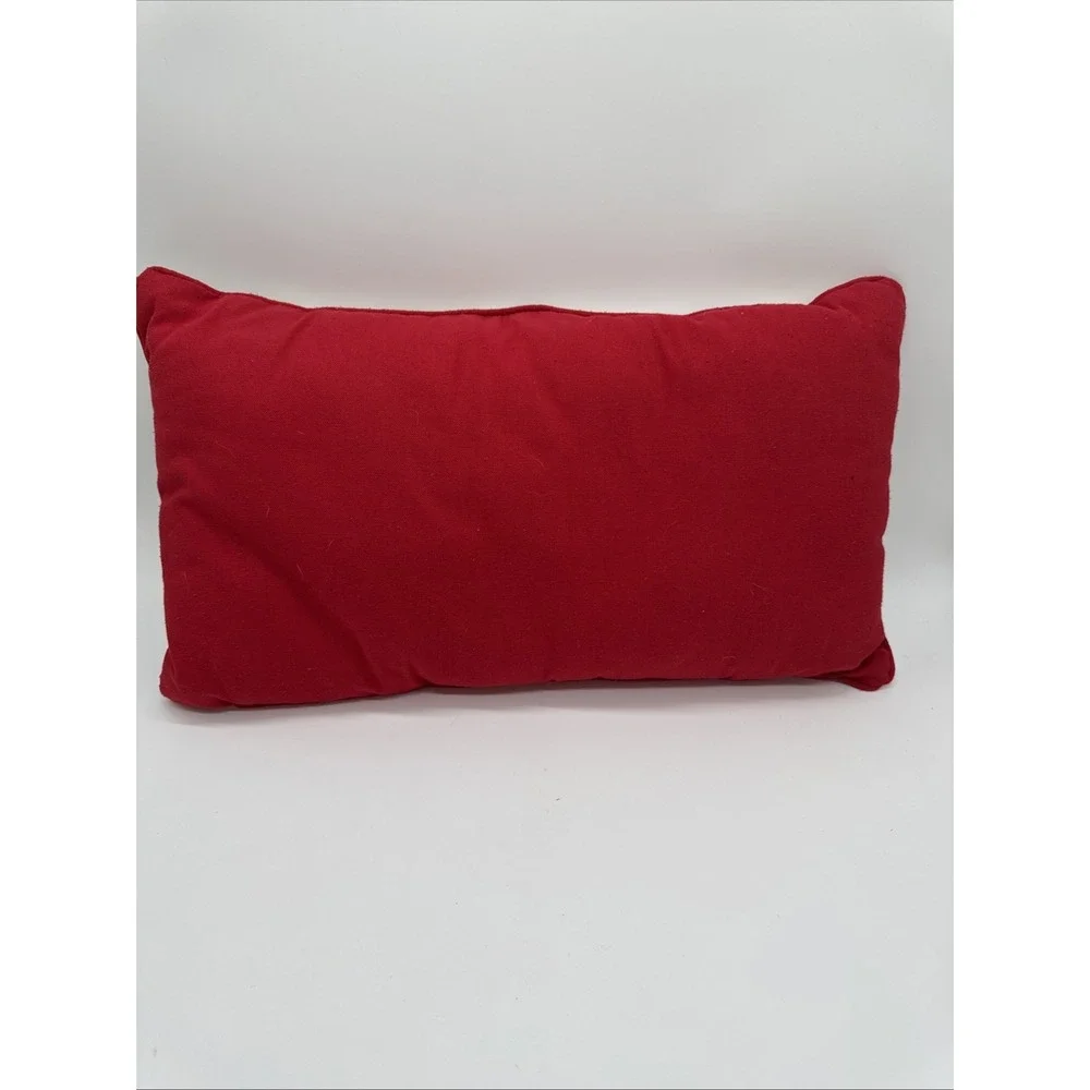The Unbranded Brand beautiful pillow
